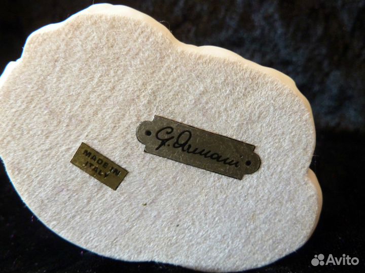 Статуэтка Джузеппе Армани