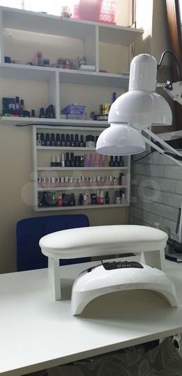 Место для мастера маникюра