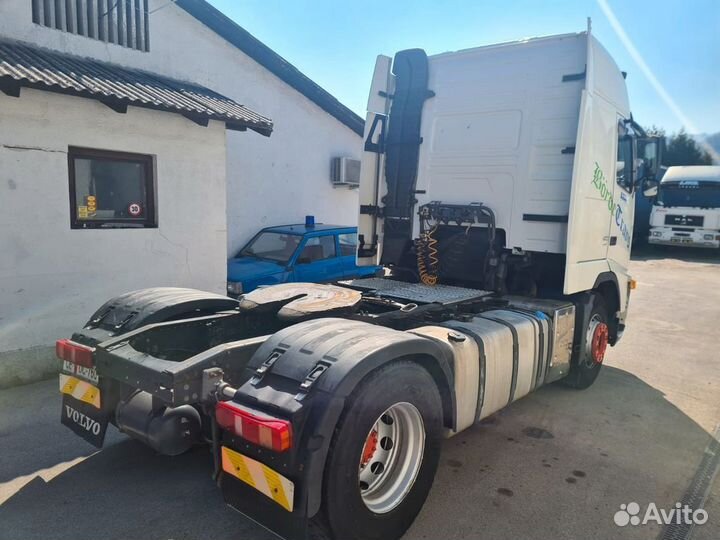 Разбираем Volvo FH13 на запчасти