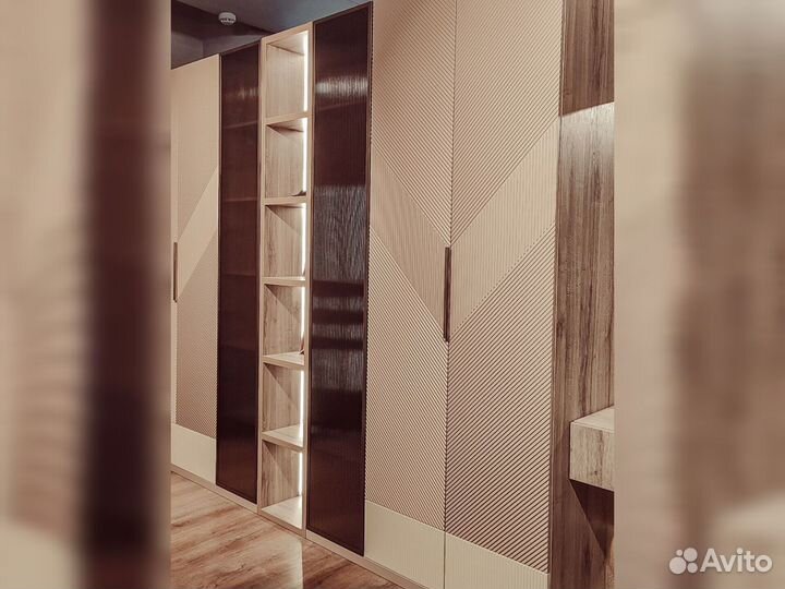 Шкаф в гостинную