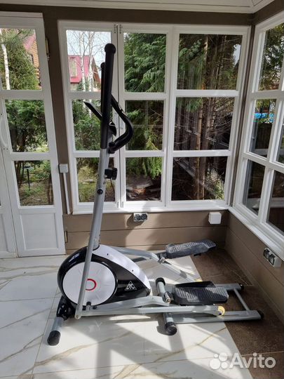 Эллиптический тренажер DFC
