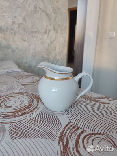 Новый молочник Дулево