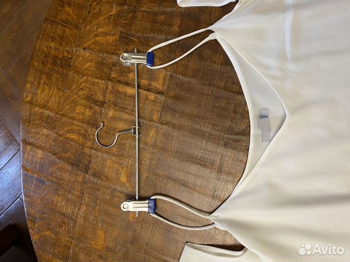 Шикарная блузка HM с открытыми плечами 50-52