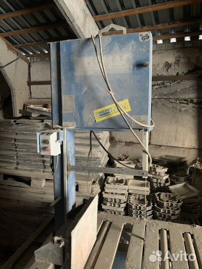 Промышленная ленточная пила