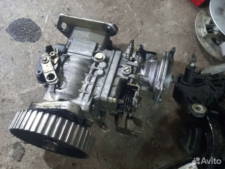 VW 1,6TD тнвд 068130109S/0460494138 Bosch