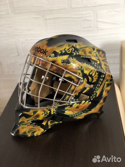 Вратарский шлем