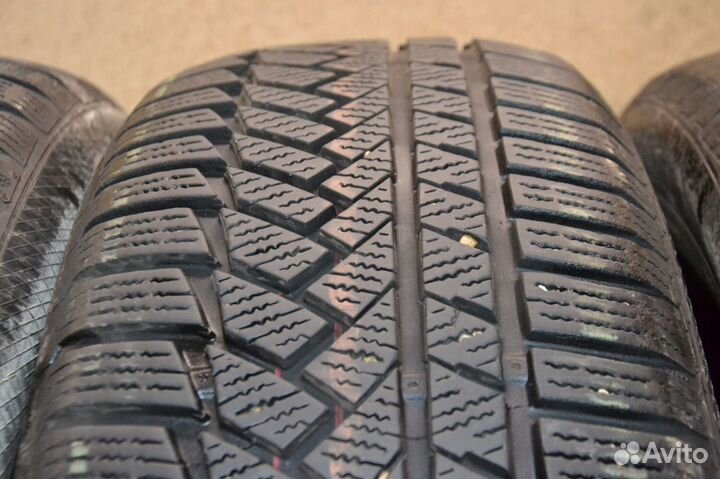 Continental ContiWinterContact TS 850 P 235/55 R19 105V