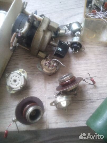 Переменный резистор А-1Вт-II, СССР, разъемы