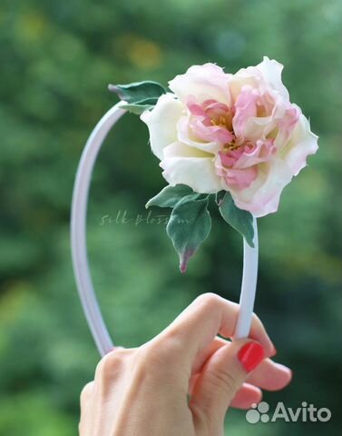 Ободок с шелковой розой