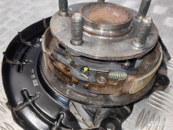 Ступица задняя правая Kia Cerato II