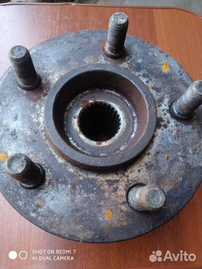 Ступица переднего колеса для jeep zj