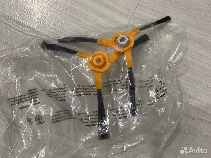 Робот пылесос