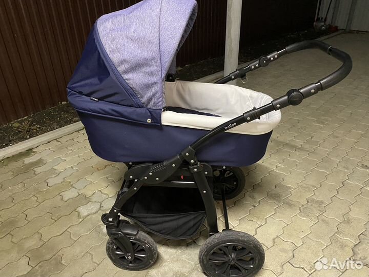 Прогулочная коляска 2 в 1