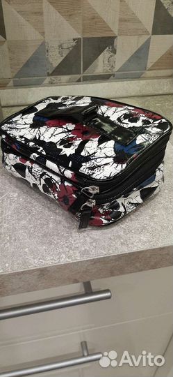 Косметичка дорожная oriflame (орифлэйм), новая