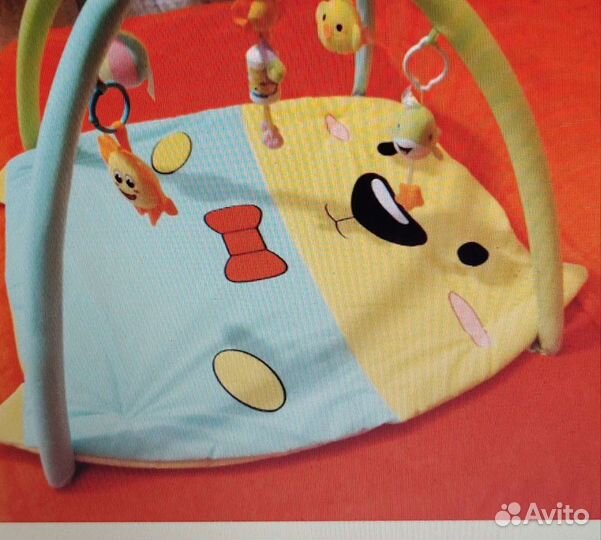 Развивающийся коврик новый