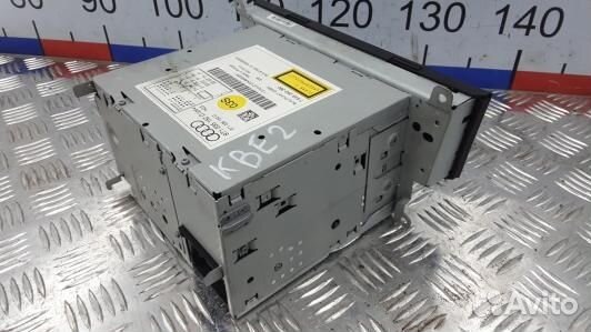 Магнитола audi A4 B8 (KBE02I401)