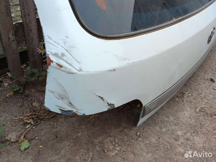 Крышка багажника toyota corolla II nl50