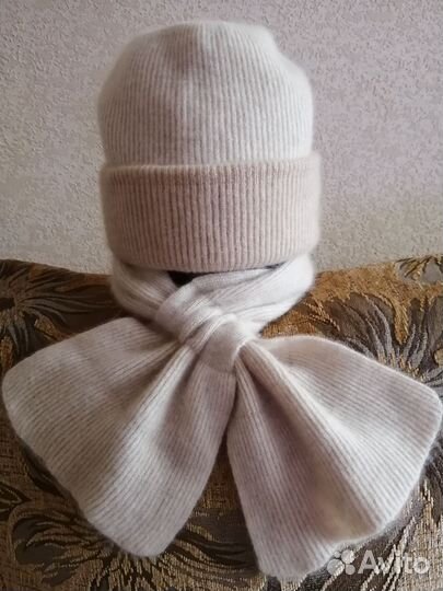 Женский комплект шапка и шарфик