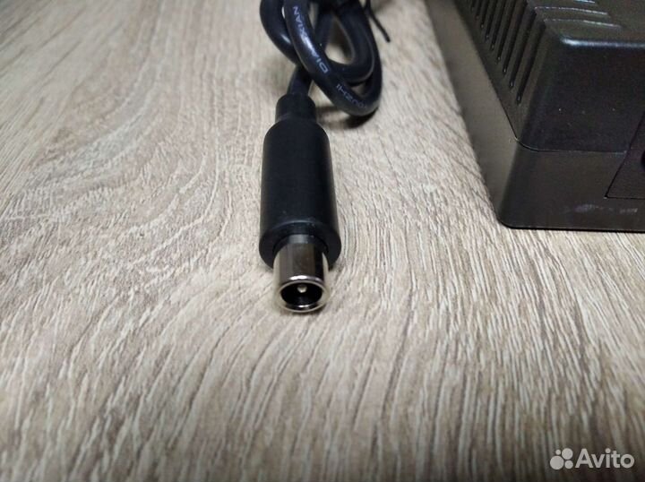 Зарядное устройство для электросамоката