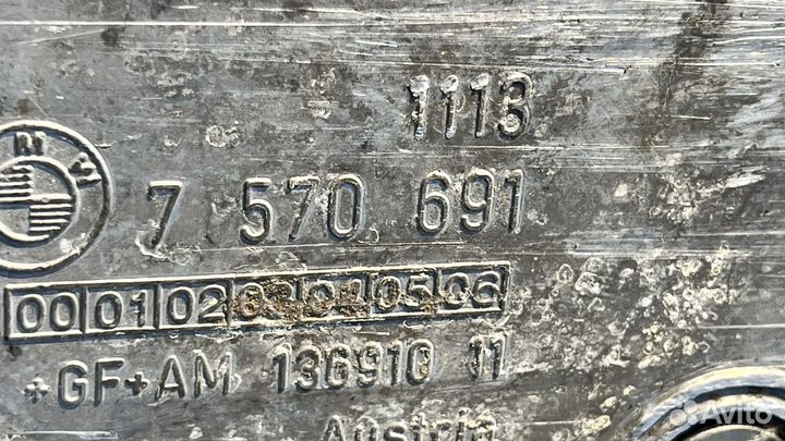 Поддон двигателя верхняя часть BMW 11137621070