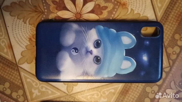 Бампер на телефон