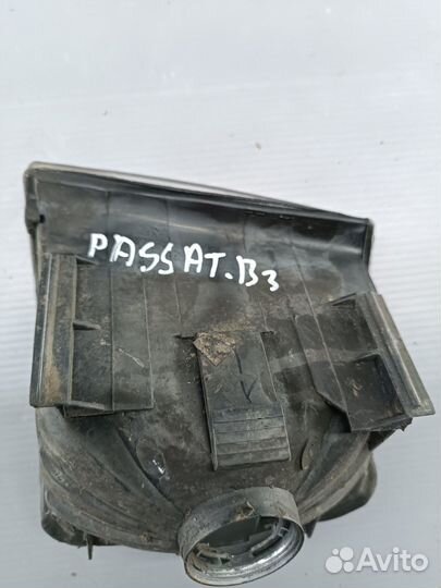 Корпус поворотника Volkswagen Passat B3