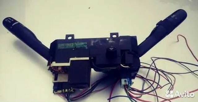 Блок подрулевых переключателей Dodge Stratus