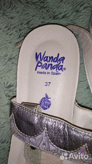 Продам женские босоножки