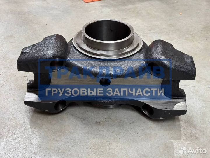 Кронштейн балансира с подшипником Скания 5 серии