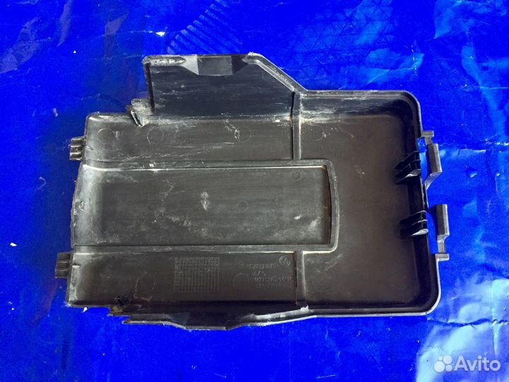 Декоративная крышка акб Audi/Volkswagen/Skoda/Seat