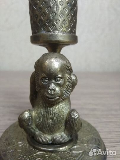 Старинный бронзовый подсвечник