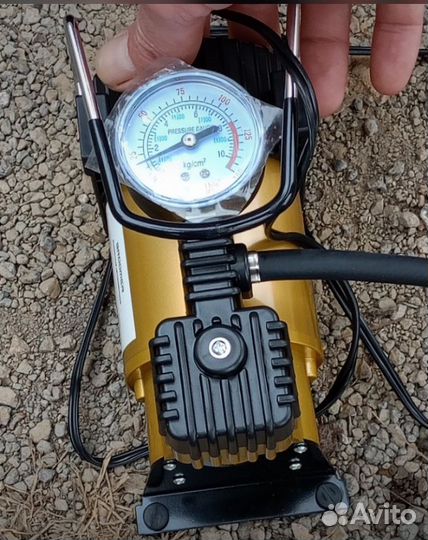 Автомобильный компрессор