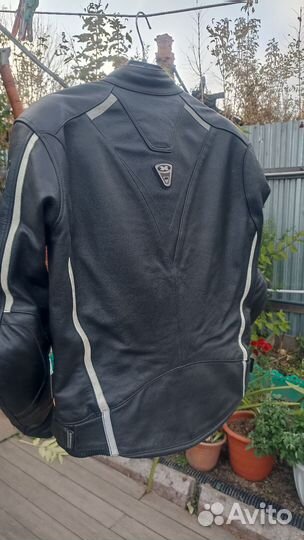 Мотокуртка