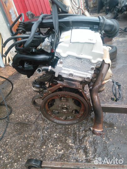 Двигатель 1.8 л бензин Мерседес Mersedes 111.921