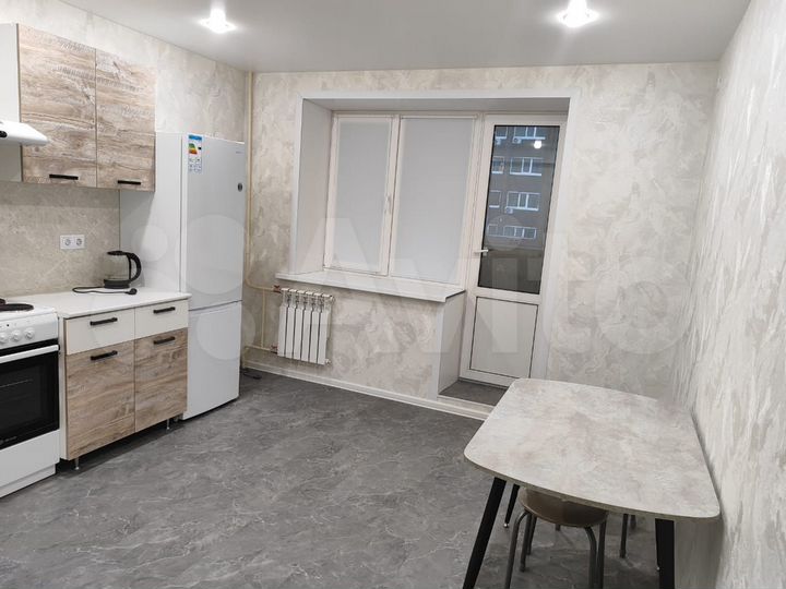 2-к. квартира, 57 м², 2/9 эт.