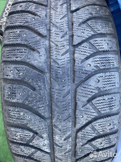Зимние шины Bridgestone icecruiser 7000