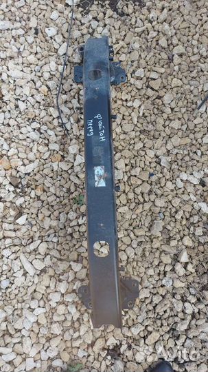 Усилитель переднего бампера на Volkswagen Phaeton