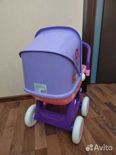 Кукольная коляска для куклы