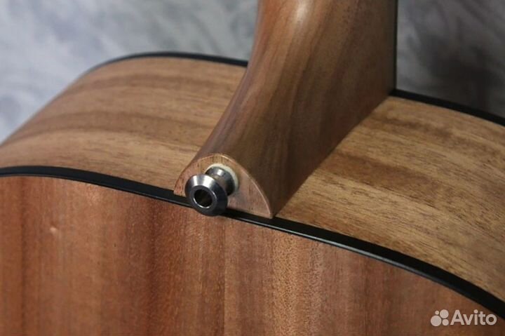 Акустическая гитара Maton + Аксессуары