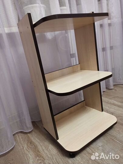 Тележка- этажерка на колесиках, новая