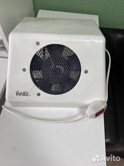 Маникюрный пылесос