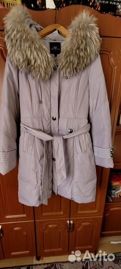 Пуховик зимний женский