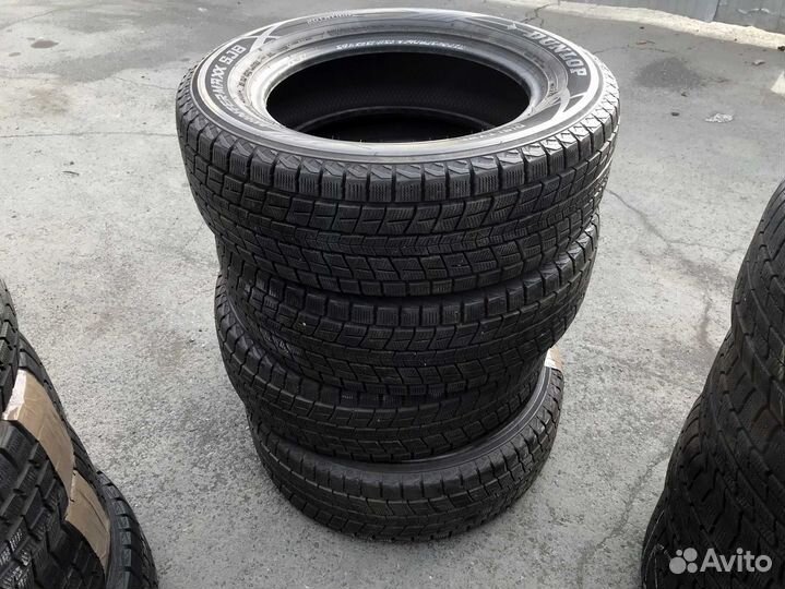Dunlop Winter Maxx SJ8 225/65 R17
