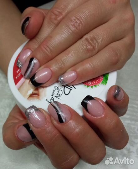 Маникюр, наращивание ногтей