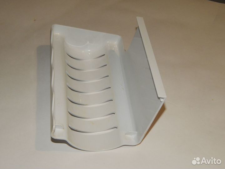 Полка-держатель для бутылки холодильника Beko