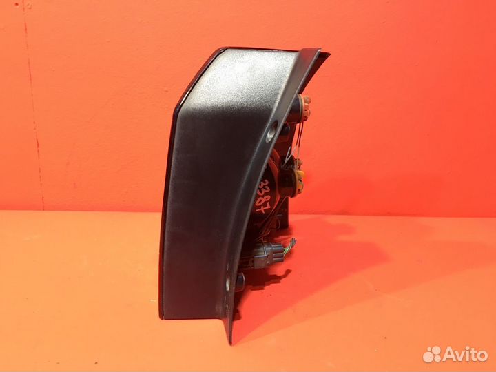 Фонарь задний левый Land Rover Freelander 2 SUV