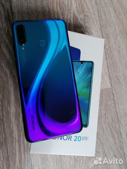 HONOR 20 Lite (RU), 4/128 ГБ