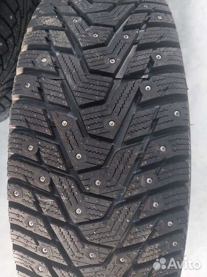 Hankook Winter I'Pike RS2 W429 215/65 R16 102T