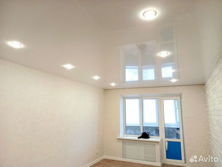 Потолки белые глянцевые Энгельс