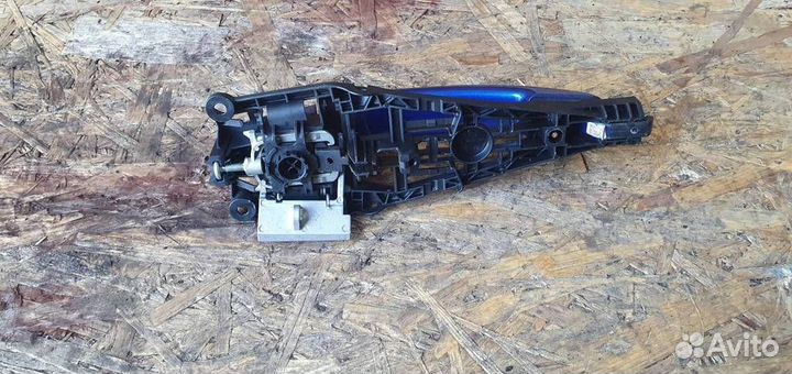 Ручка двери задней наружная правая Opel Mokka 201